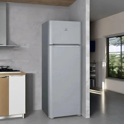 Холодильник Indesit TIA 16 G